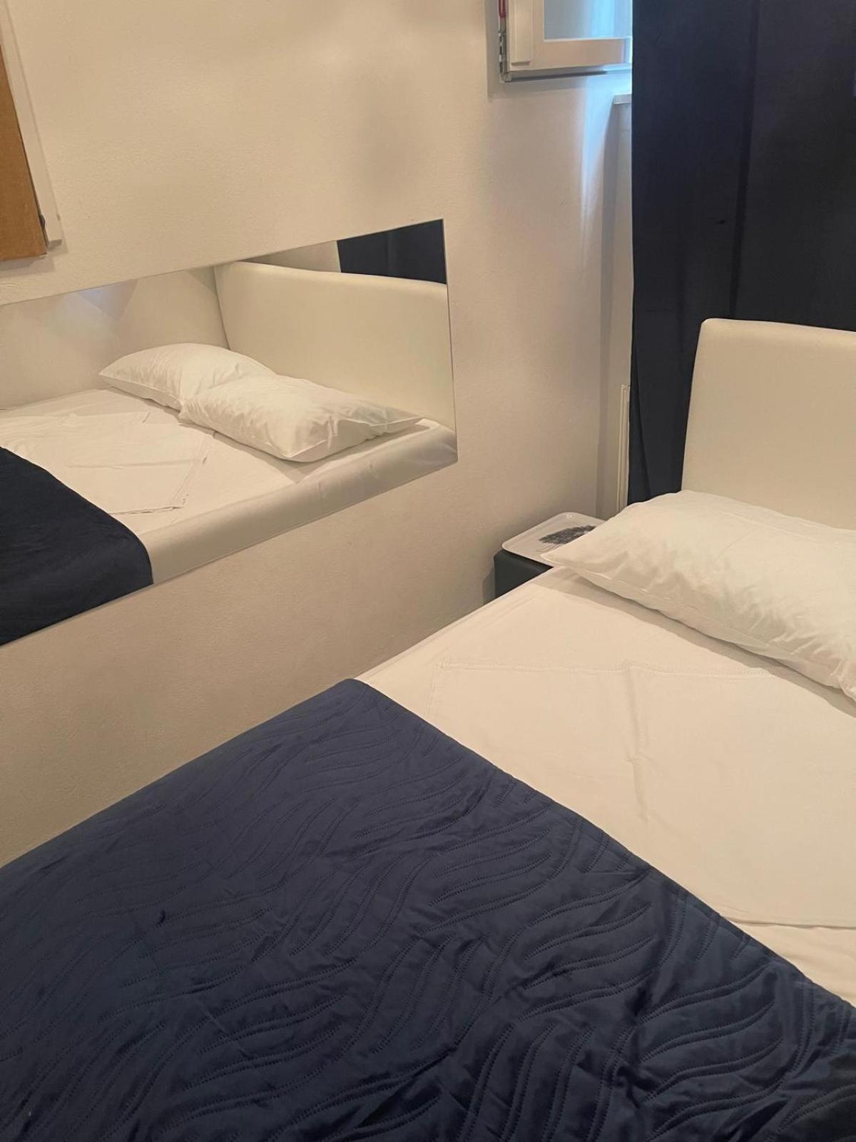 Apartmani Sea View Lokva Rogoznica Esterno foto