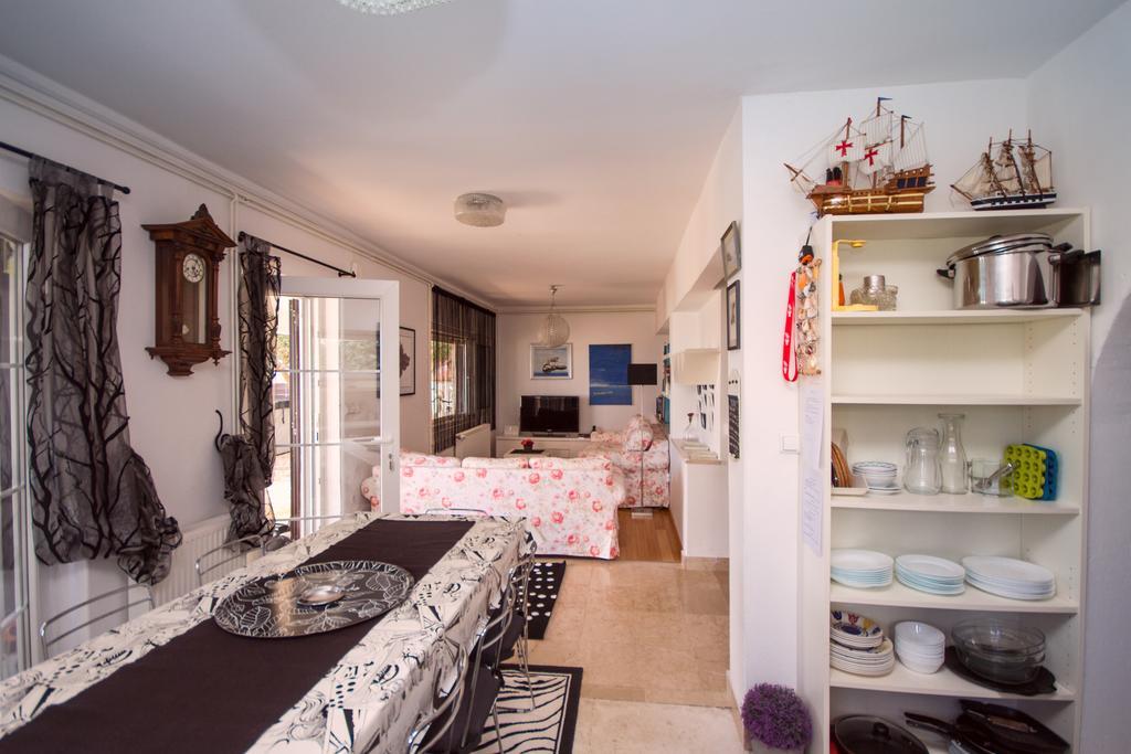 Apartmani Sea View Lokva Rogoznica Esterno foto