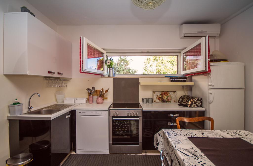 Apartmani Sea View Lokva Rogoznica Esterno foto